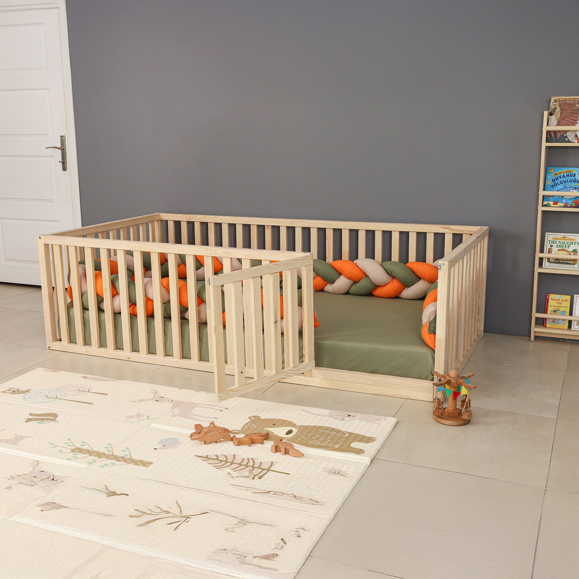 Uykur - Montessori Playpen Floor Bed with Railings and Gate